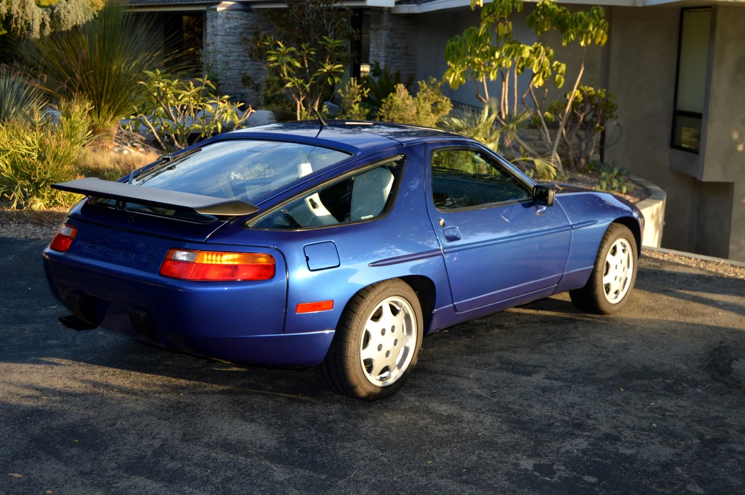 1991 Porsche 928 GT - Image 9 of 31