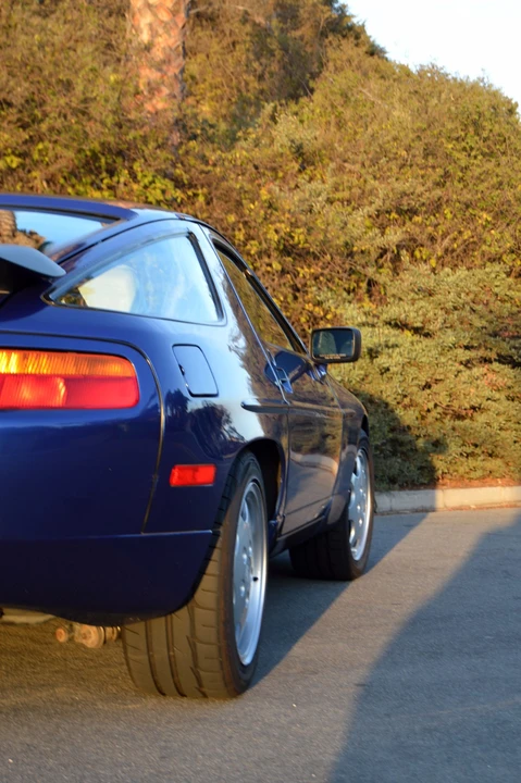 1991 Porsche 928 GT - Image 10 of 31