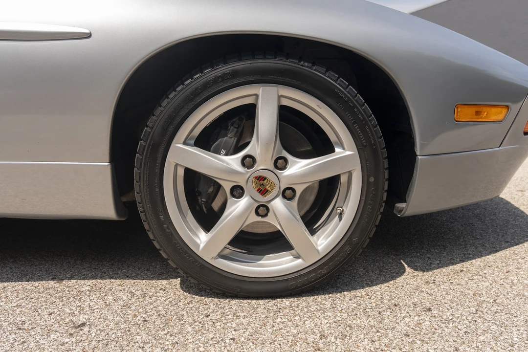 1991 Porsche 928 S4 - Image 17 of 24