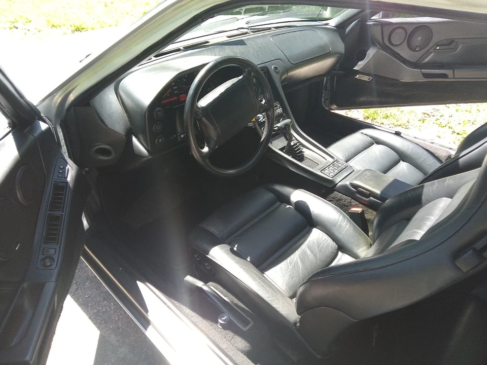 1991 Porsche 928 S4 - Image 14 of 21