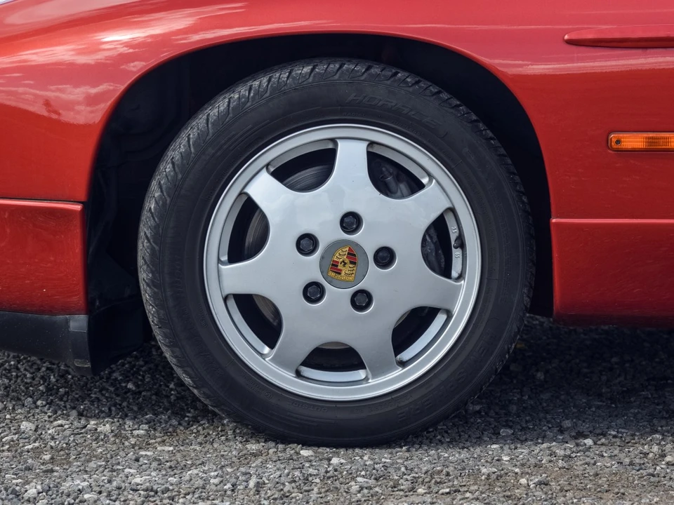 1991 Porsche 928 S4 - Image 13 of 30