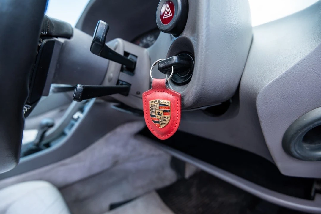 1991 Porsche 928 S4 - Image 23 of 30