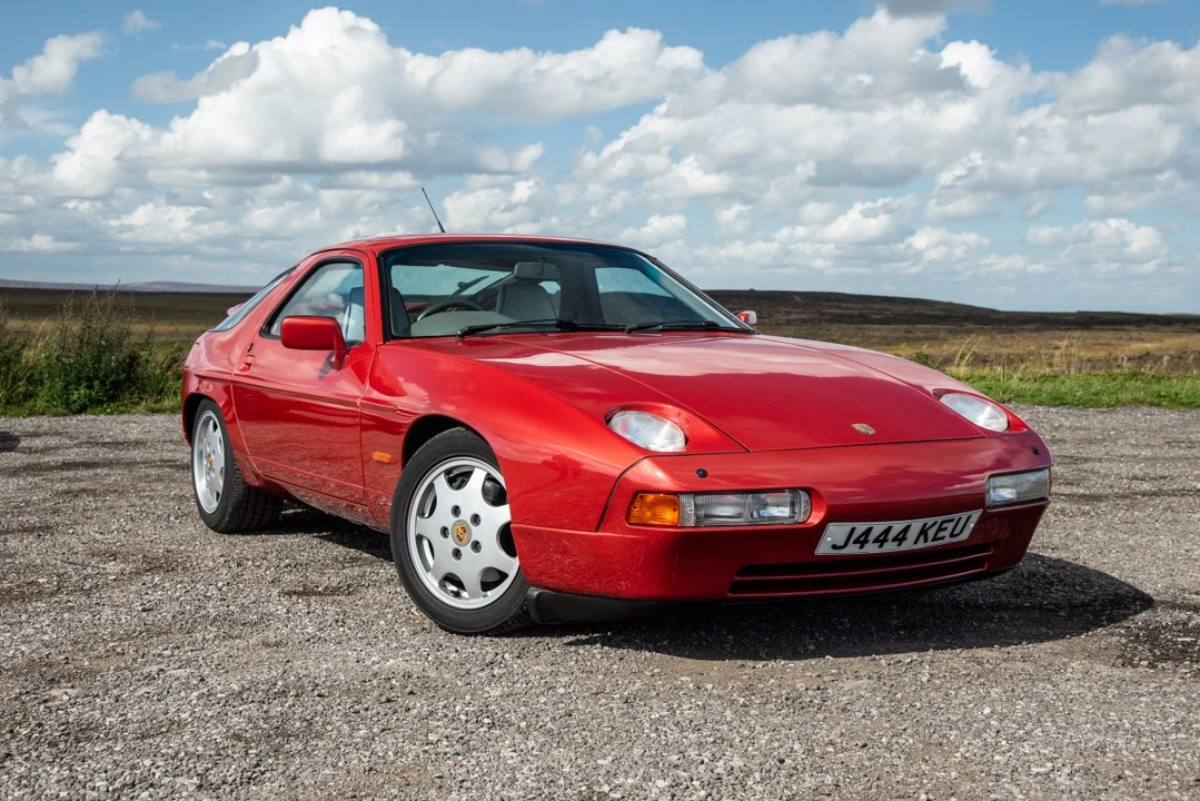 1991 Porsche 928 S4 - Image 2 of 30