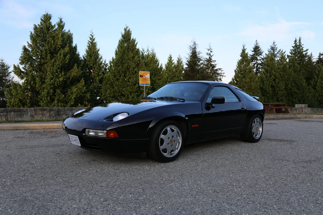 1991 Porsche 928 S4 - Image 11 of 31