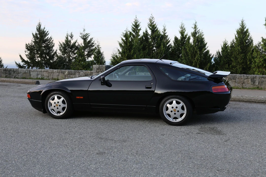 1991 Porsche 928 S4 - Image 14 of 31