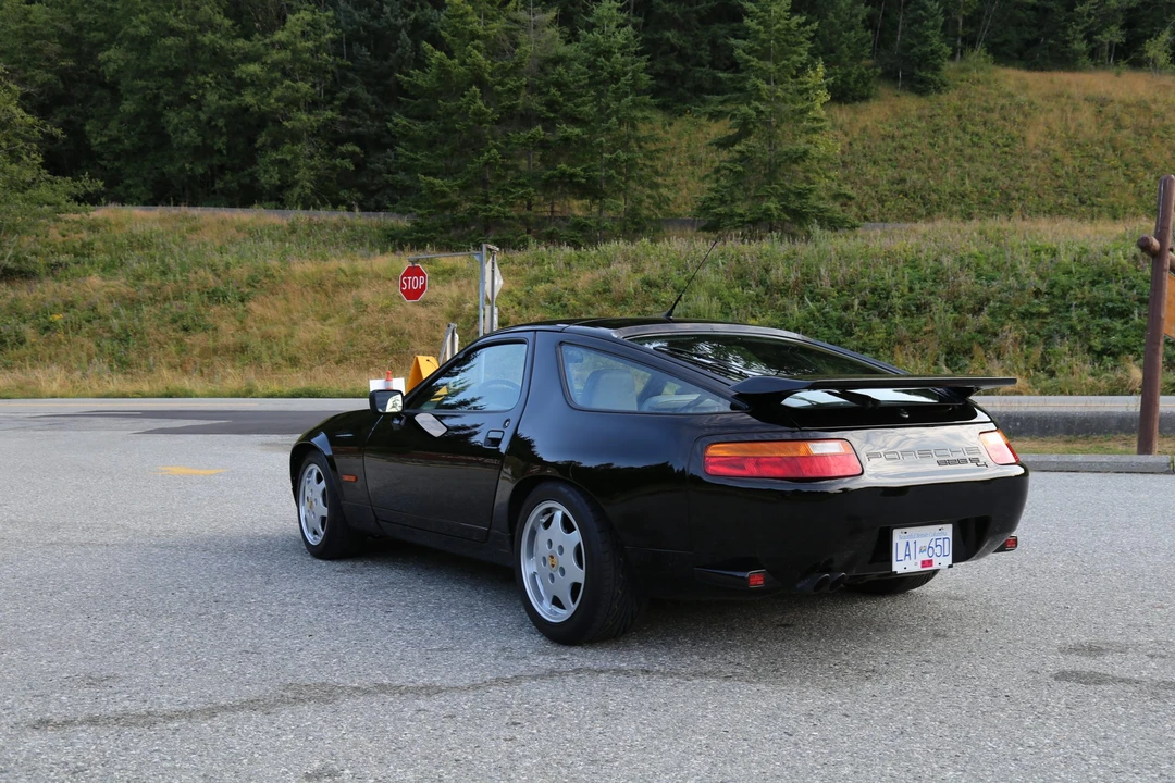 1991 Porsche 928 S4 - Image 24 of 31