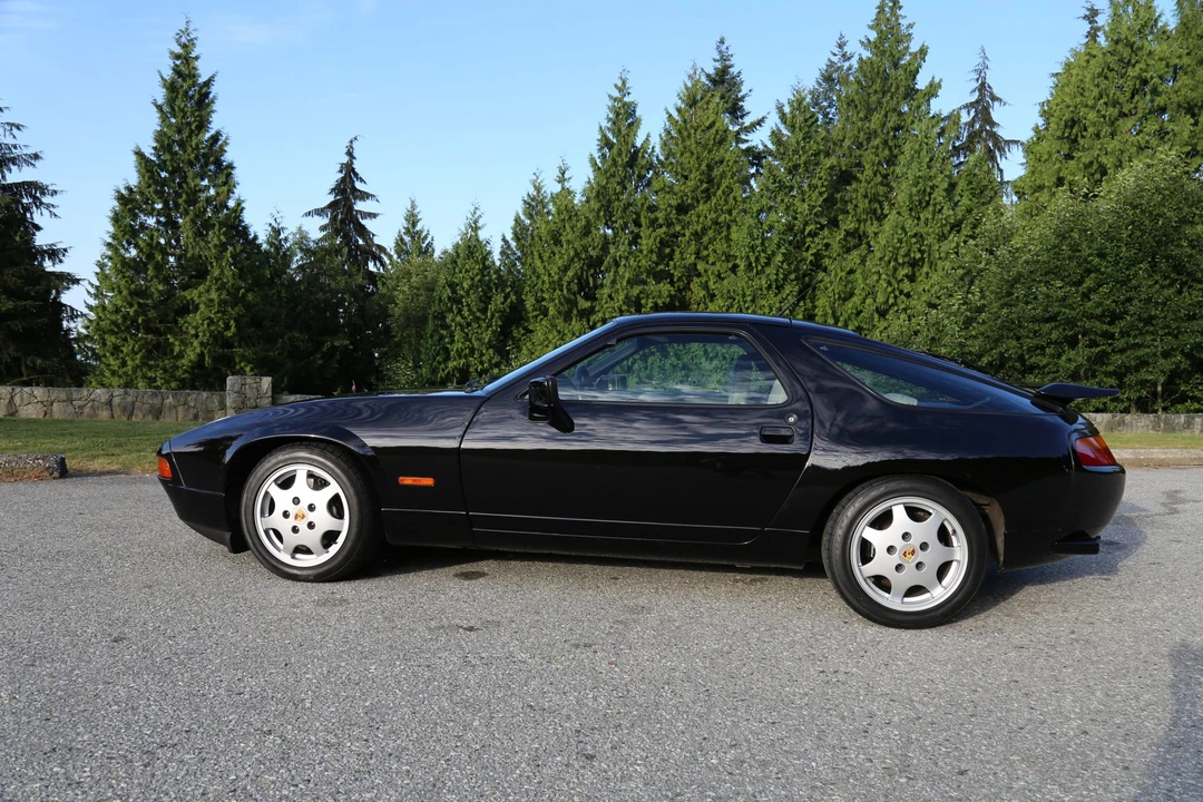 1991 Porsche 928 S4 - Image 17 of 31
