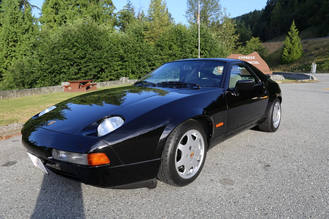 1991 Porsche 928 S4 - Image 8 of 31