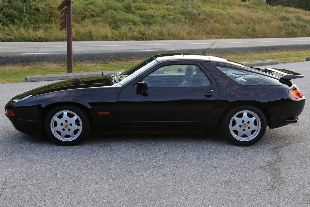 1991 Porsche 928 S4 - Image 16 of 31
