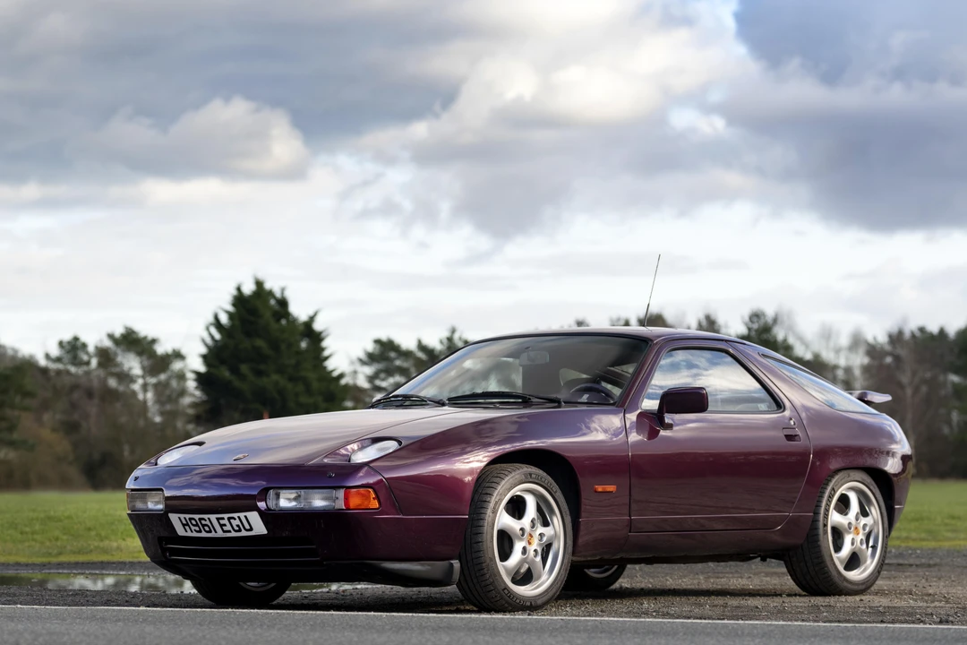 1991 Porsche 928 S4 - Image 15 of 31