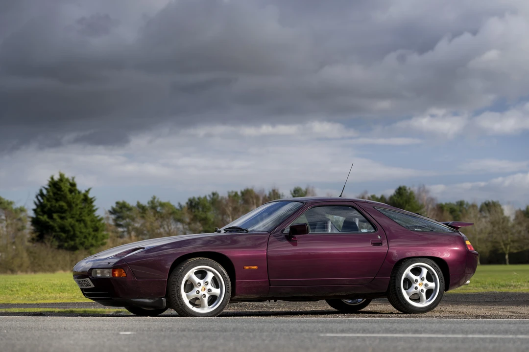 1991 Porsche 928 S4 - Image 16 of 31