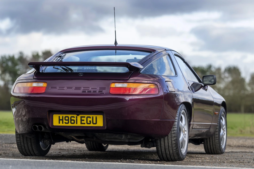 1991 Porsche 928 S4 - Image 18 of 31