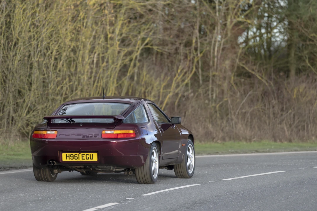 1991 Porsche 928 S4 - Image 22 of 31