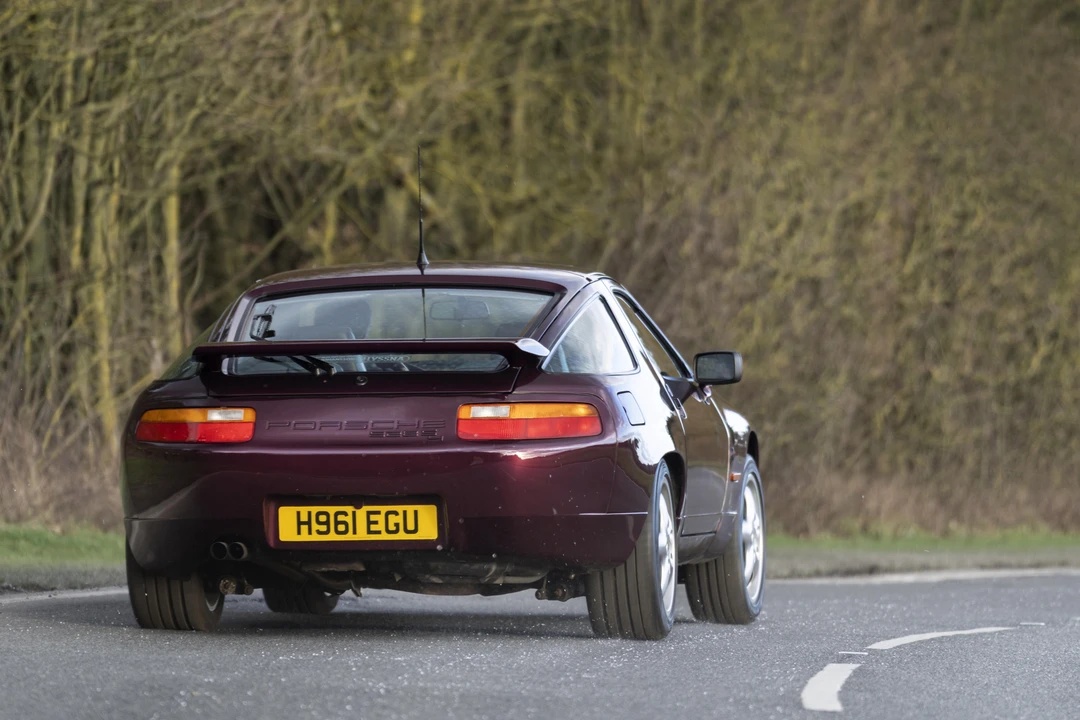 1991 Porsche 928 S4 - Image 23 of 31
