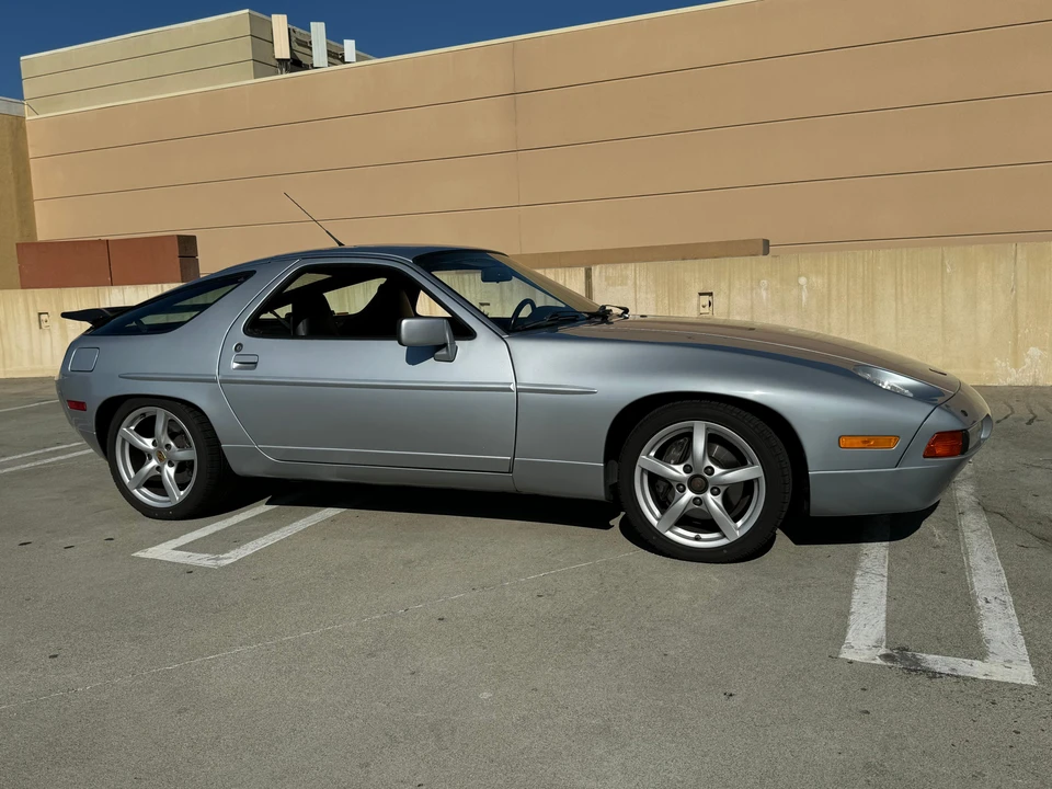 1991 Porsche 928 S4 - Image 28 of 31