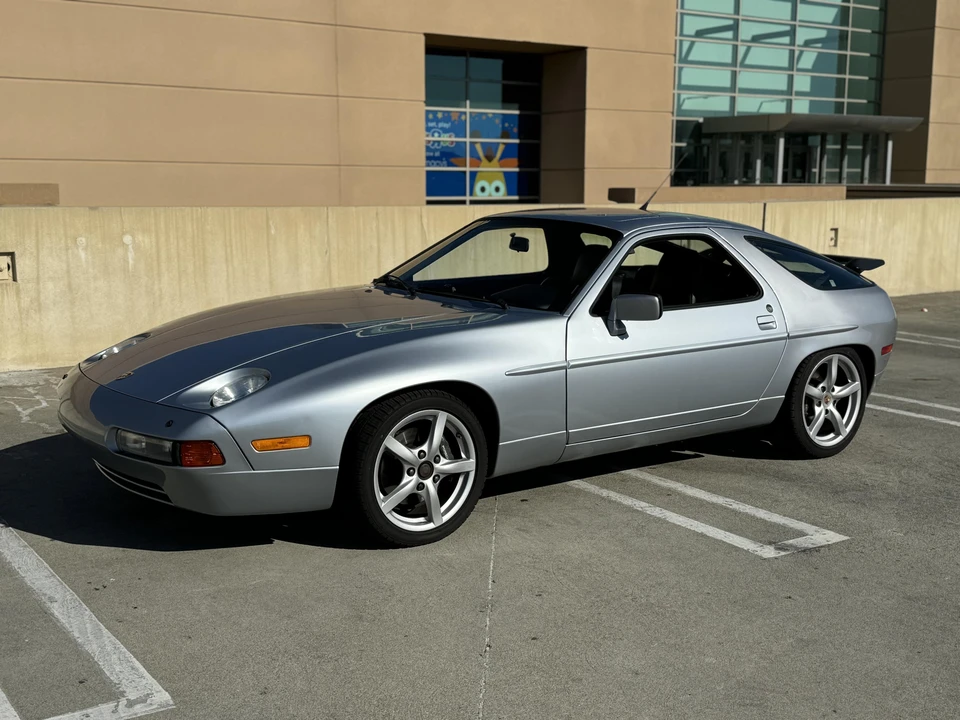 1991 Porsche 928 S4 - Image 11 of 31