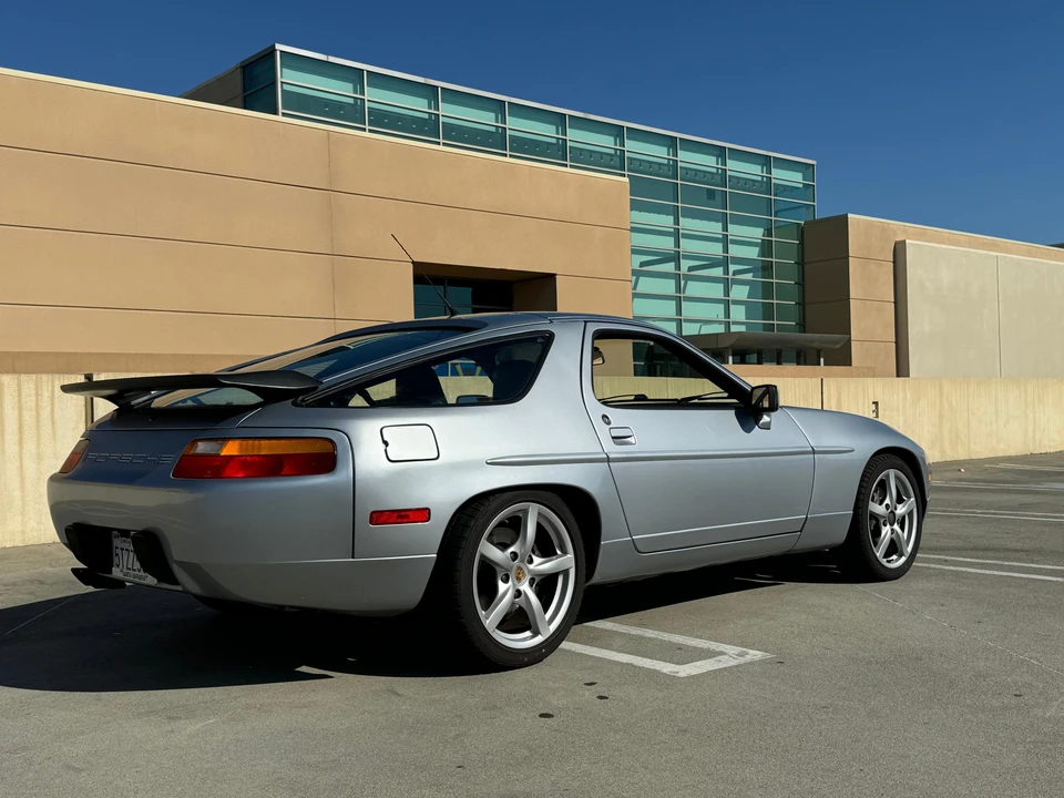 1991 Porsche 928 S4 - Image 25 of 31