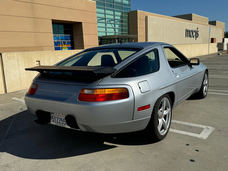 1991 Porsche 928 S4 - Image 24 of 31