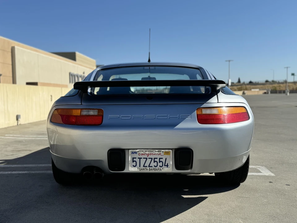 1991 Porsche 928 S4 - Image 19 of 31