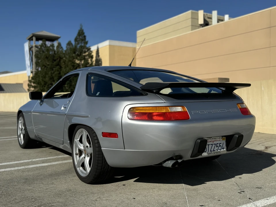 1991 Porsche 928 S4 - Image 16 of 31