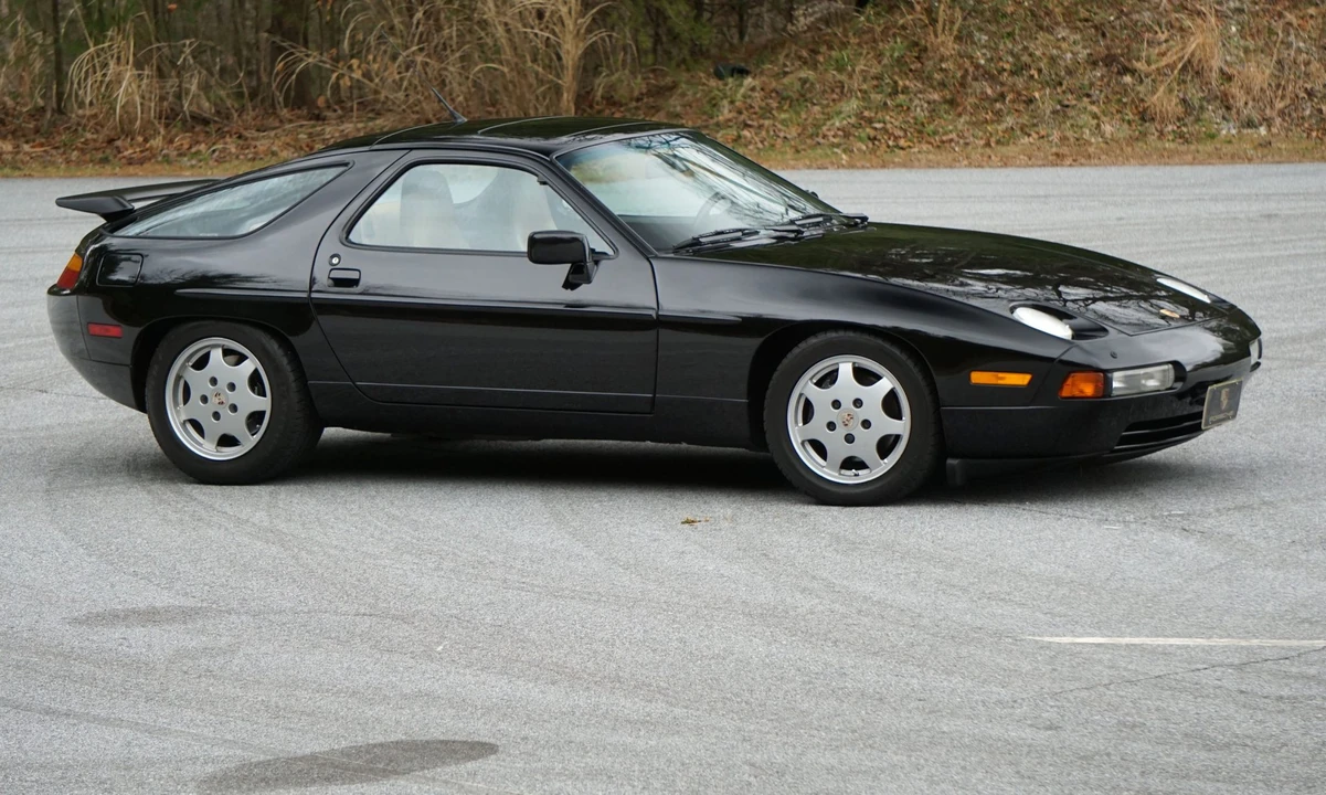 1991 Porsche 928 S4 - Image 7 of 31