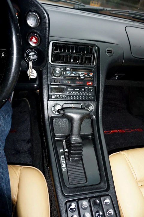 1991 Porsche 928 S4 - Image 29 of 31
