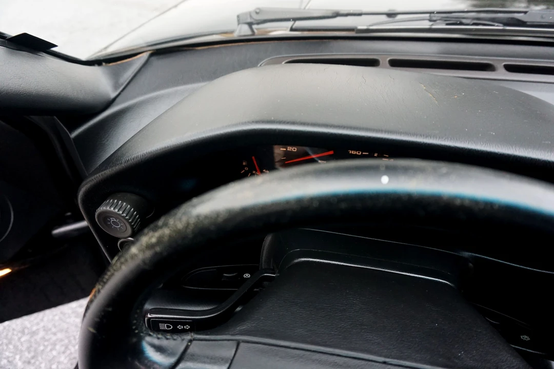 1991 Porsche 928 S4 - Image 24 of 31