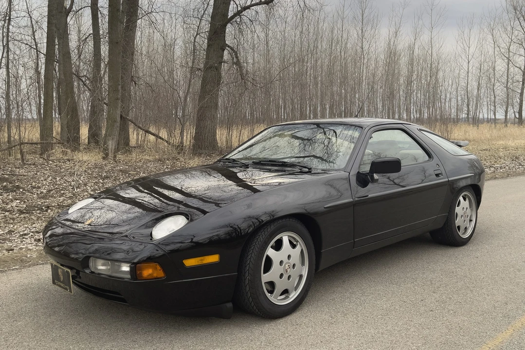 1991 Porsche 928 S4 - Image 2 of 31