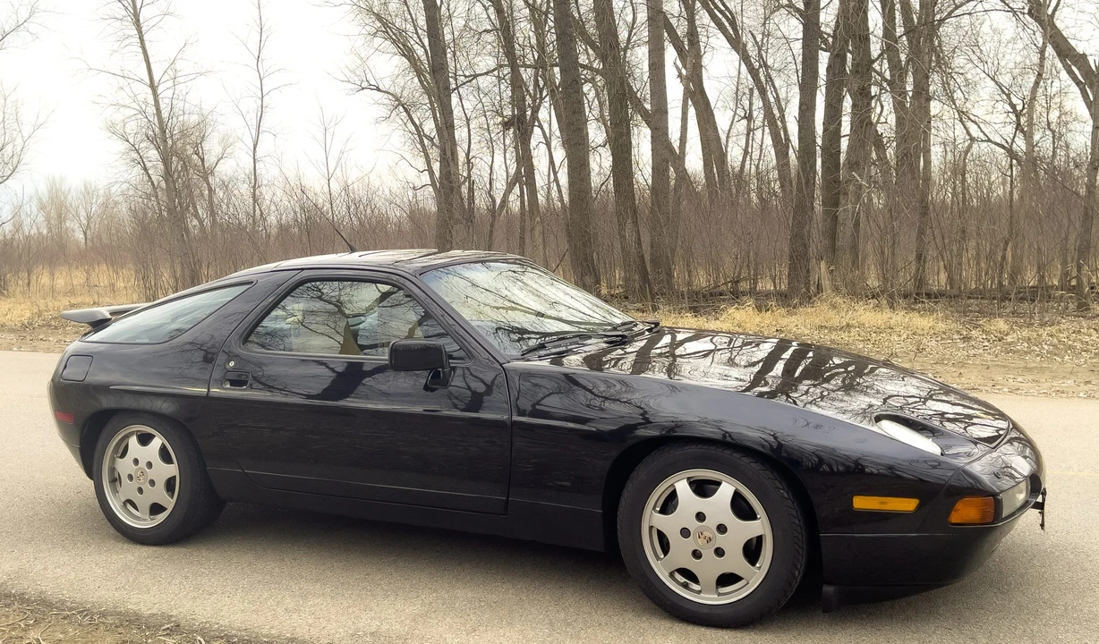 1991 Porsche 928 S4 - Image 17 of 31