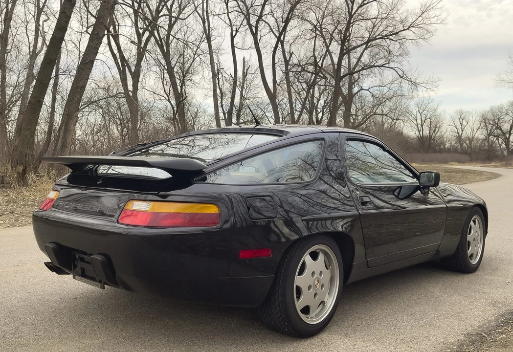 1991 Porsche 928 S4 - Image 12 of 31