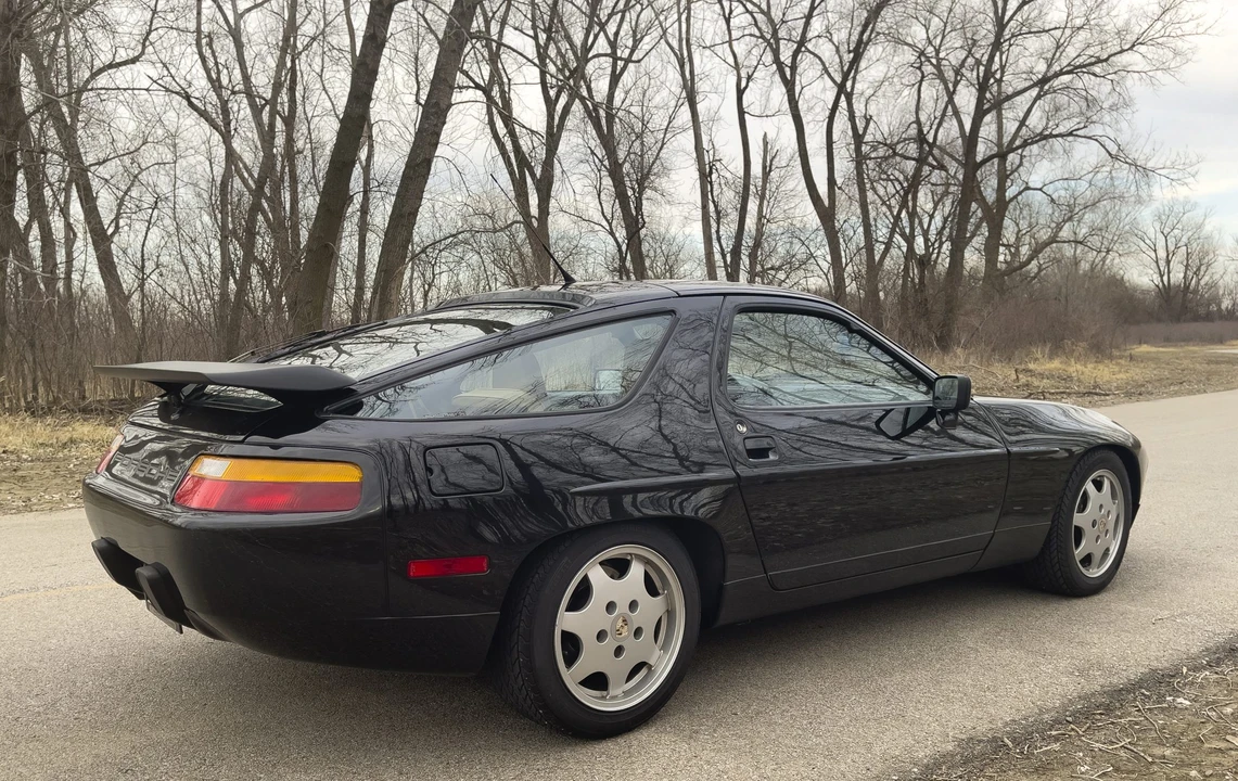 1991 Porsche 928 S4 - Image 13 of 31