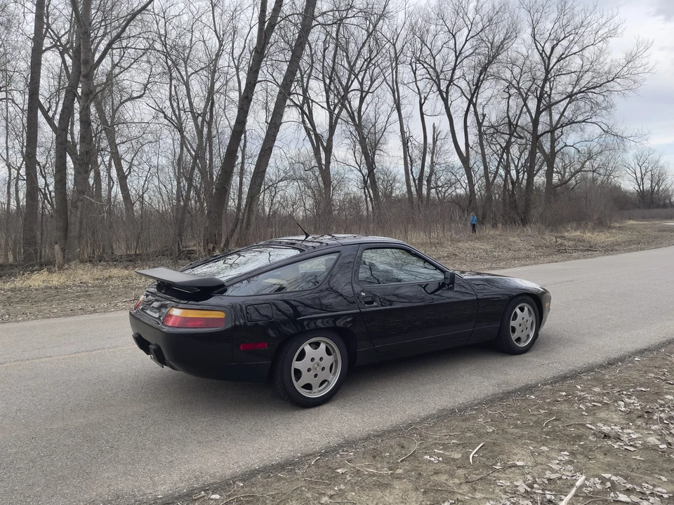 1991 Porsche 928 S4 - Image 14 of 31