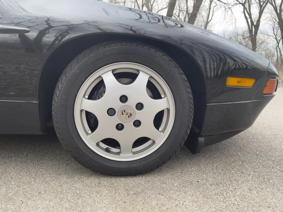 1991 Porsche 928 S4 - Image 26 of 31