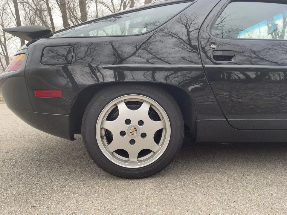 1991 Porsche 928 S4 - Image 25 of 31
