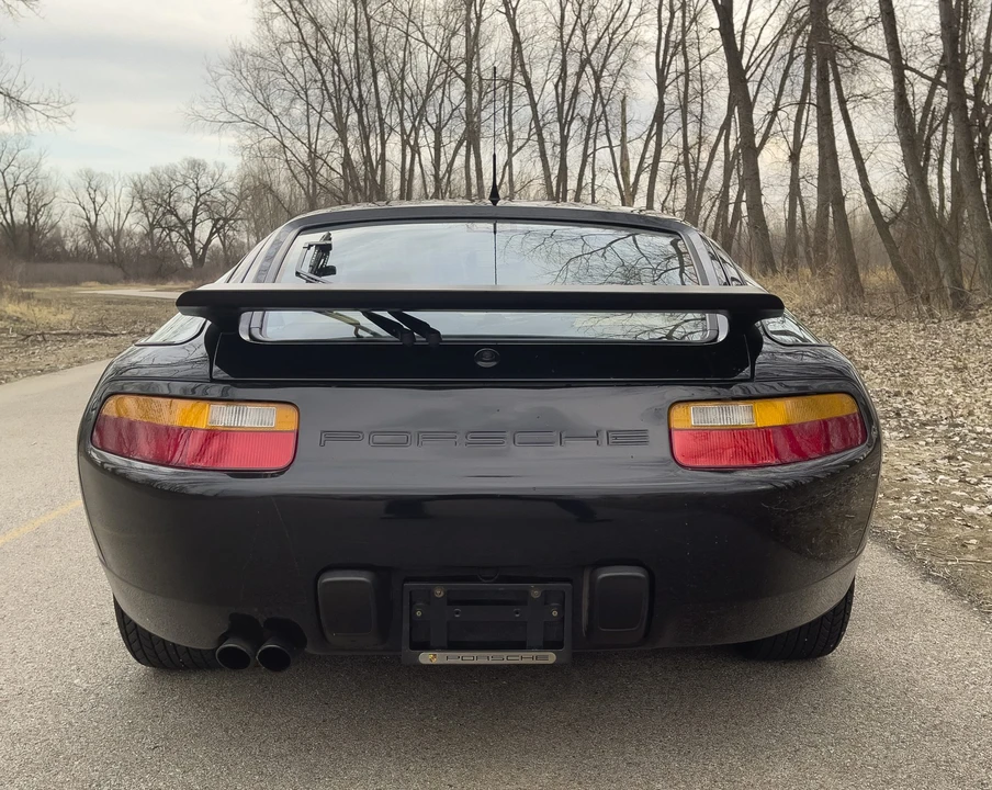 1991 Porsche 928 S4 - Image 7 of 31