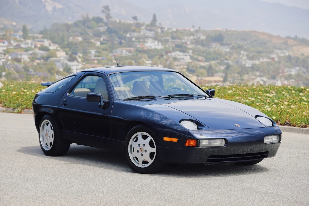 1991 Porsche 928 S4 - Image 13 of 31