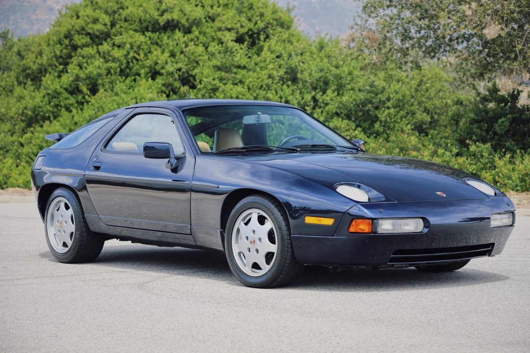 1991 Porsche 928 S4 - Image 9 of 31