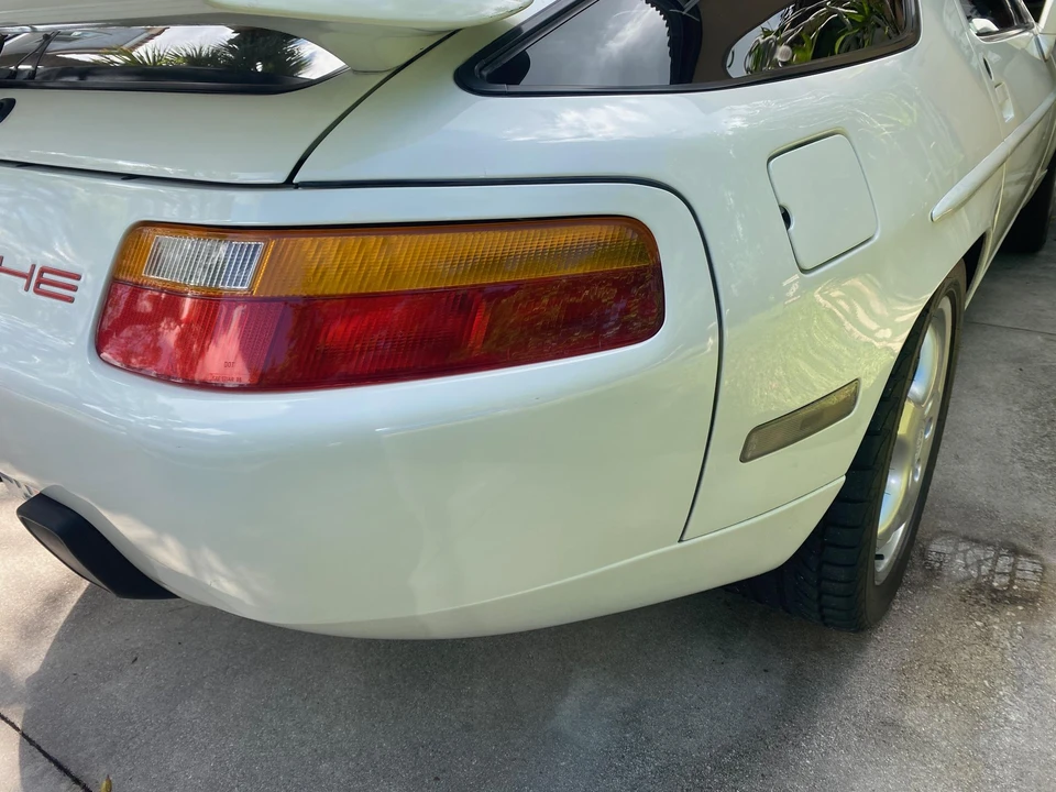 1991 Porsche 928 S4 - Image 23 of 31
