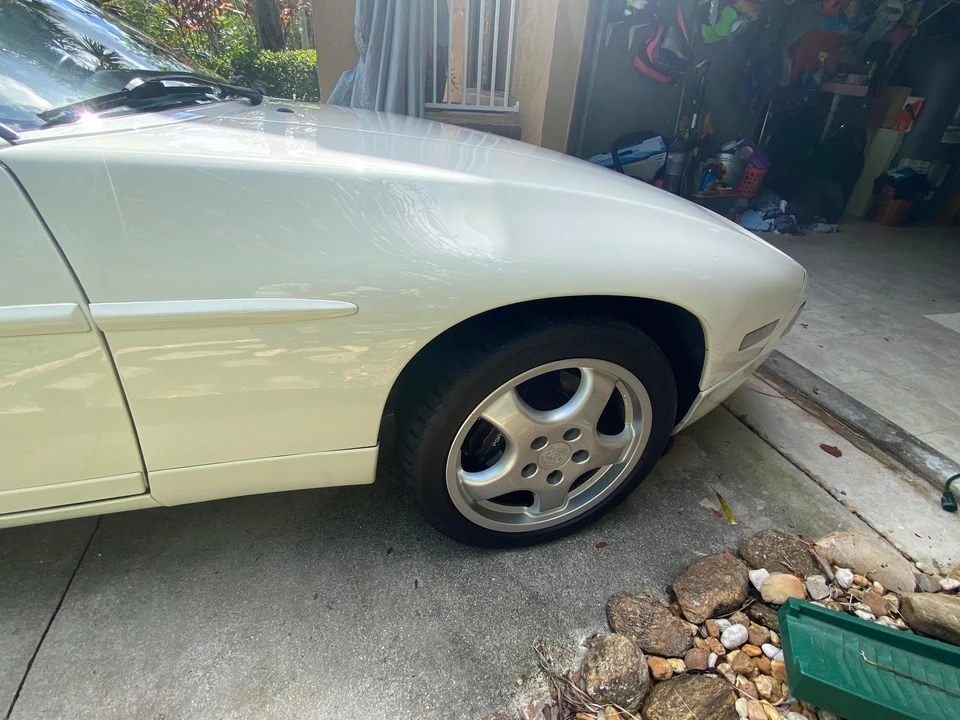 1991 Porsche 928 S4 - Image 16 of 31