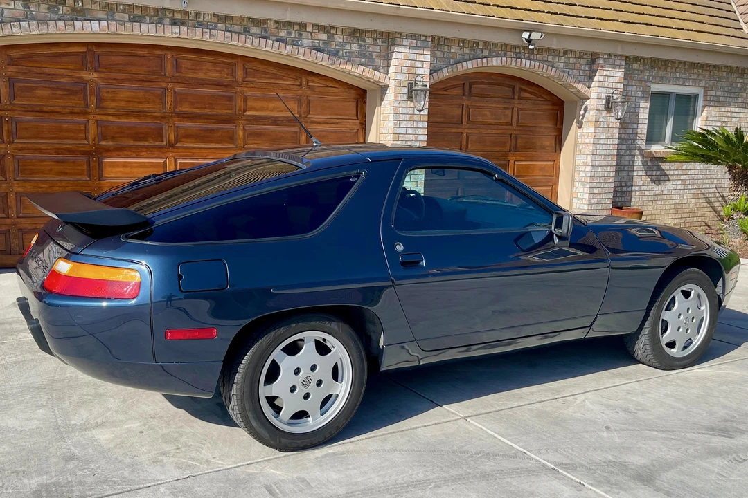 1991 Porsche 928 S4 - Image 22 of 31