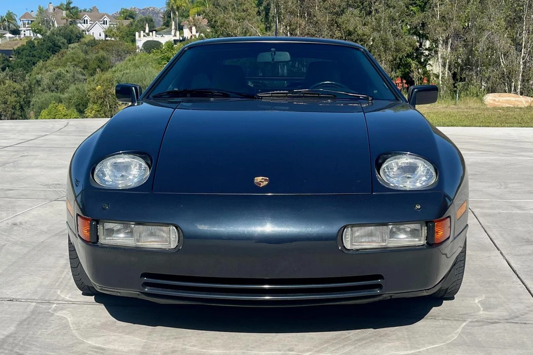 1991 Porsche 928 S4 - Image 2 of 31