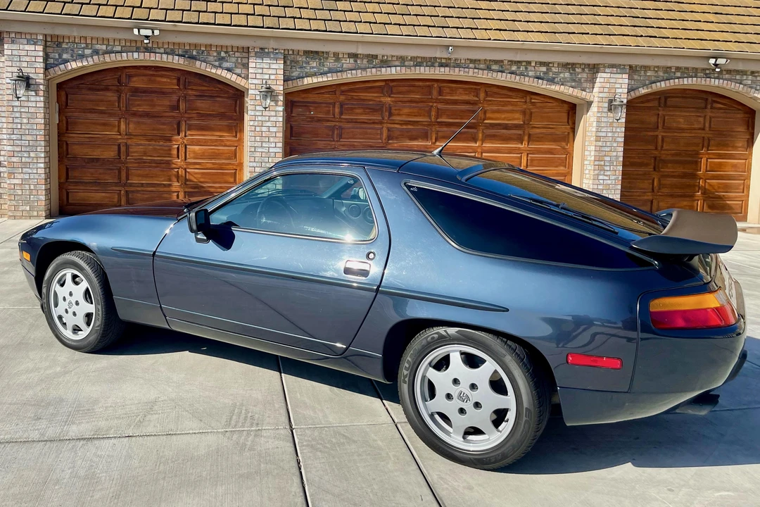 1991 Porsche 928 S4 - Image 15 of 31