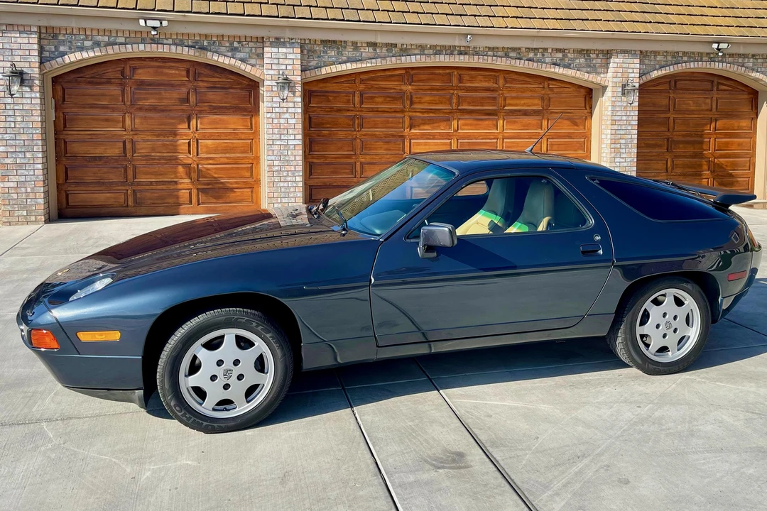 1991 Porsche 928 S4 - Image 9 of 31