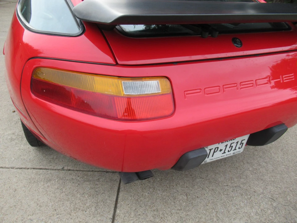 1991 Porsche 928 S4 - Image 18 of 31