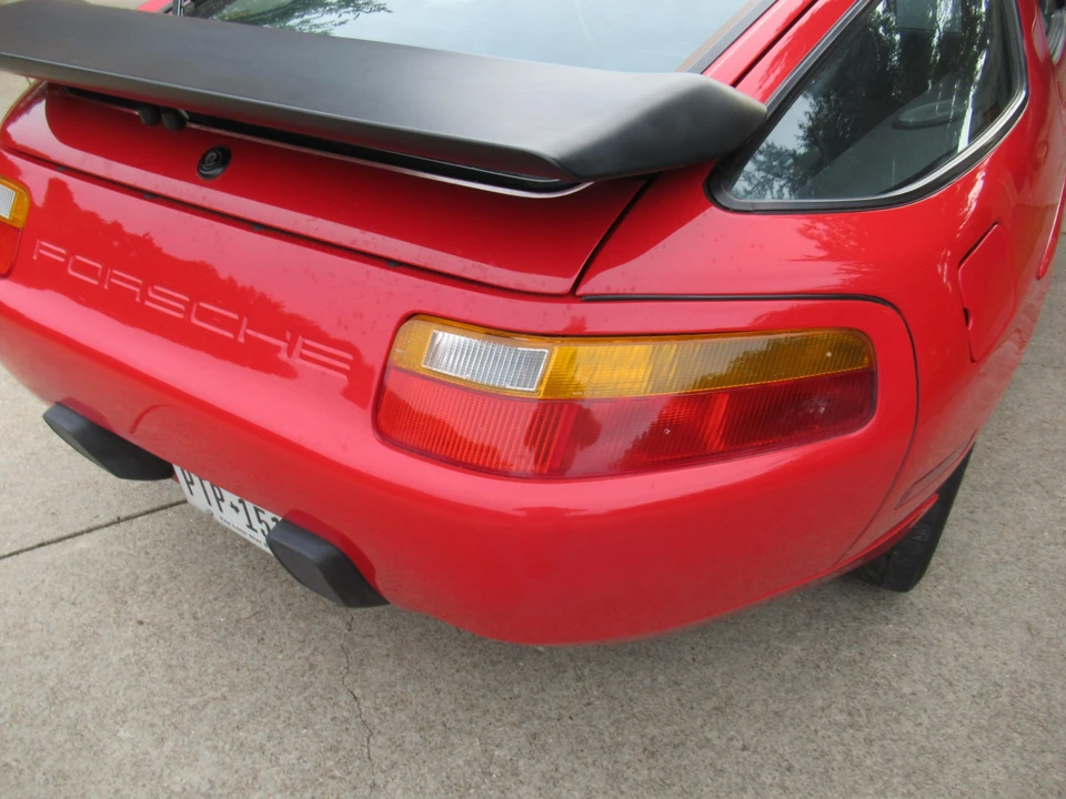 1991 Porsche 928 S4 - Image 19 of 31