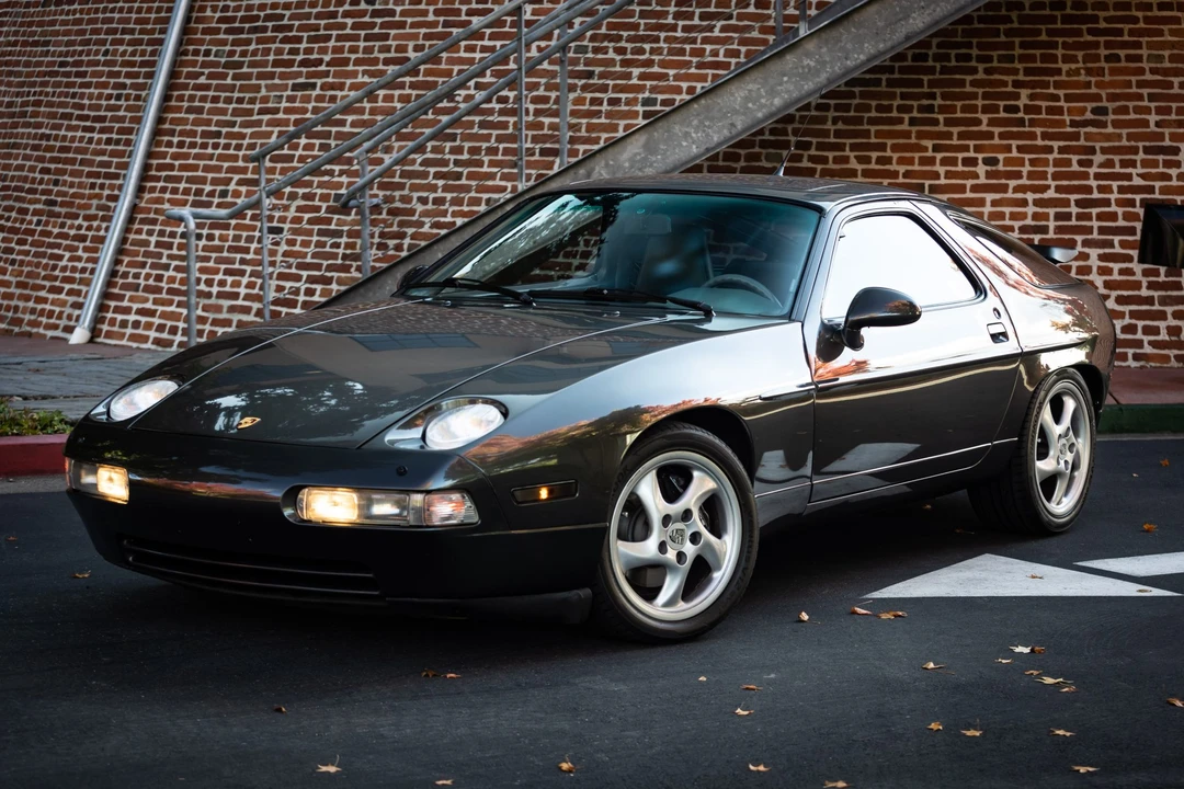 1991 Porsche 928 S4 - Image 7 of 31