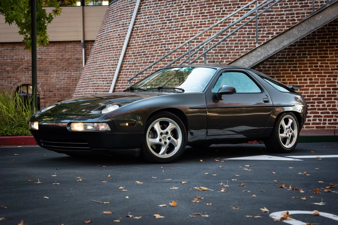 1991 Porsche 928 S4 - Image 10 of 31