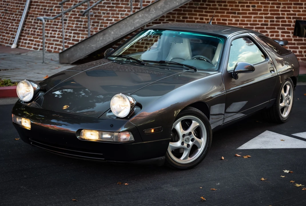 1991 Porsche 928 S4 - Image 5 of 31