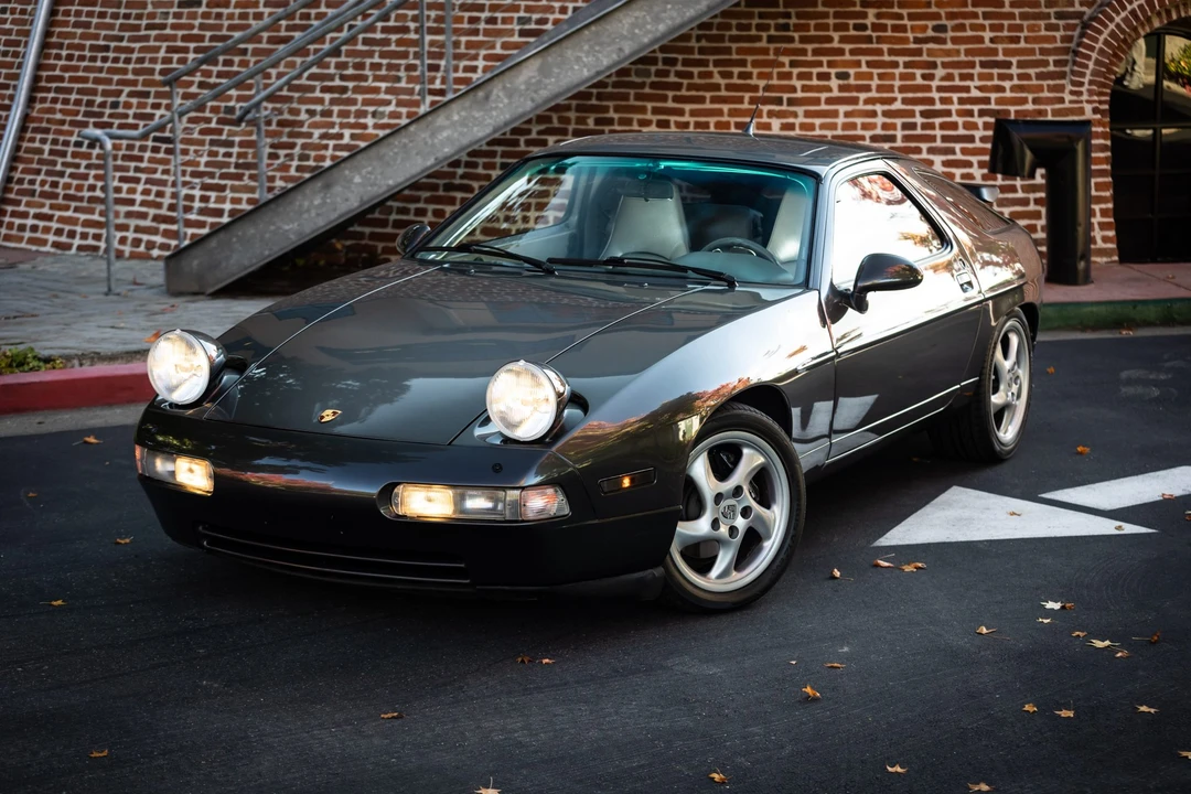 1991 Porsche 928 S4 - Image 6 of 31