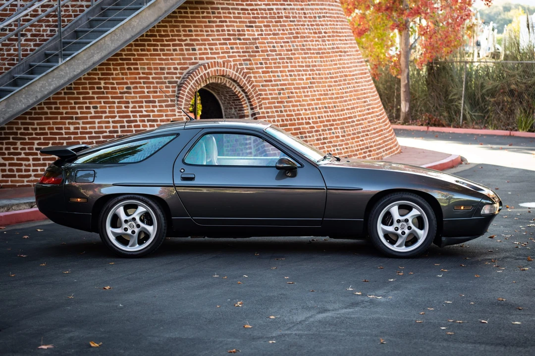 1991 Porsche 928 S4 - Image 26 of 31
